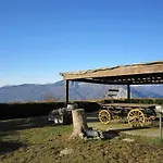 In Intra With And Mountain Views * فيربانيا