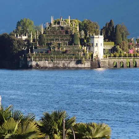 In Intra With And Mountain Views