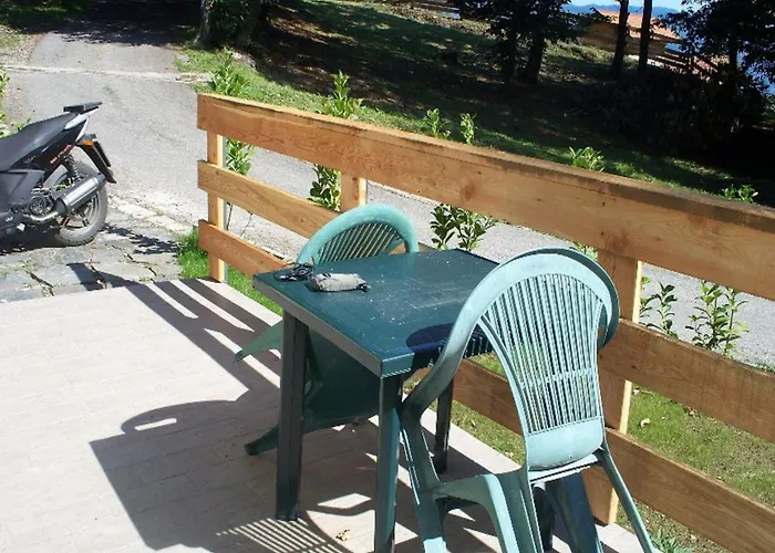 In Intra With And Mountain Views Dom wakacyjny *