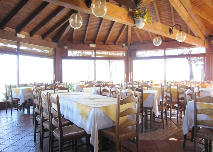 In Intra With And Mountain Views Dom wakacyjny